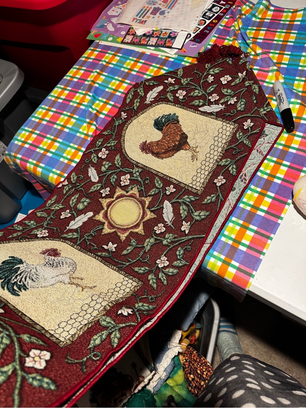 Table runner - Picture 2 of 2